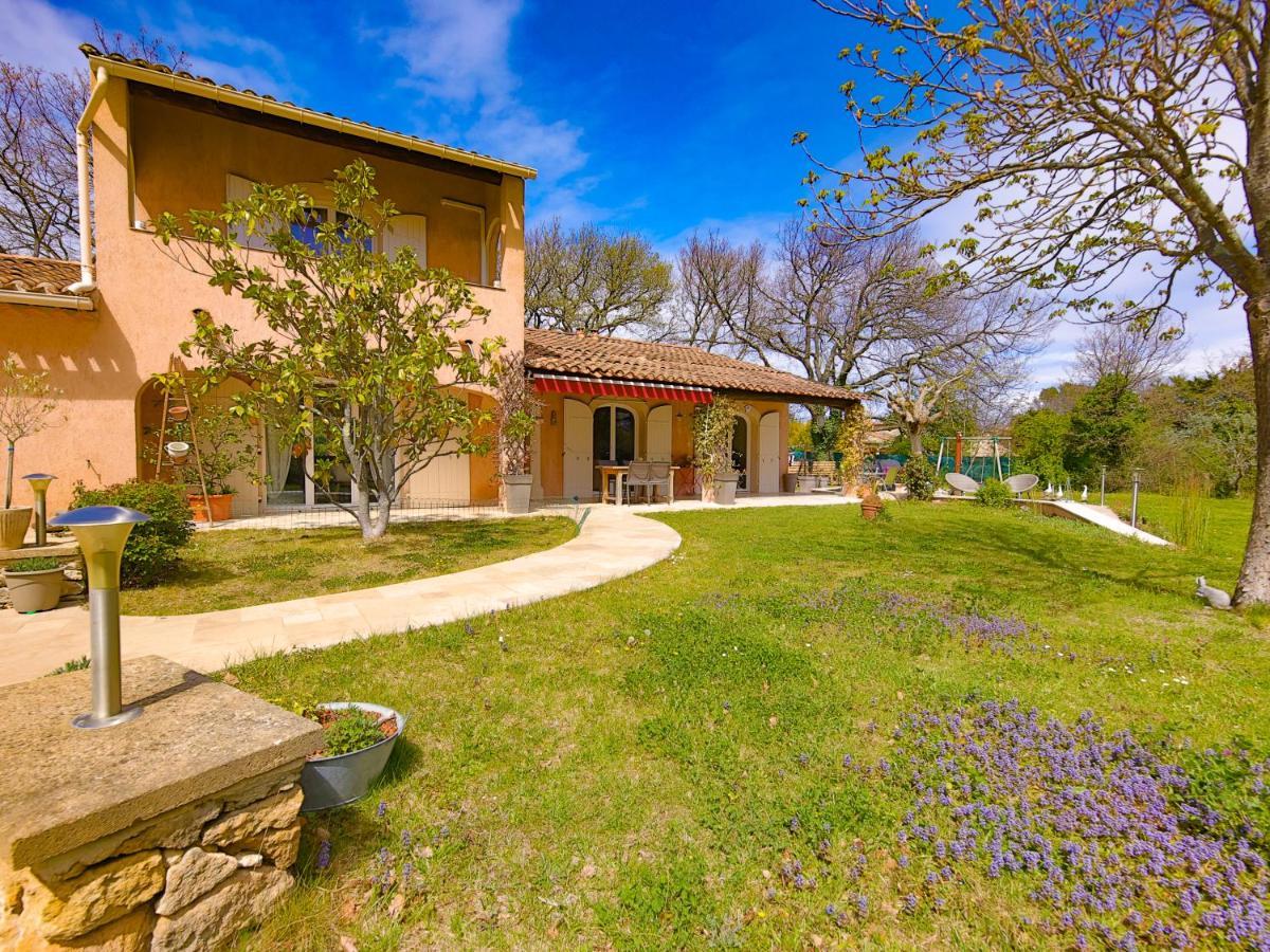 Apartmán Les Ecureuils Saint-Cannat Exteriér fotografie
